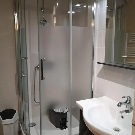 4 A 6 Places - Terrasse Vue Panoramique - Idealement Situe