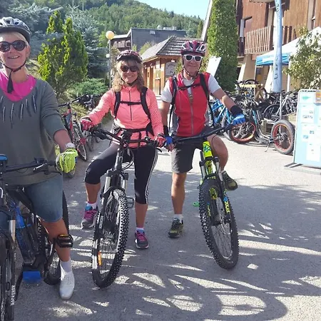 شقة 4 A 6 Places - Terrasse Vue Panoramique - Idealement Situe