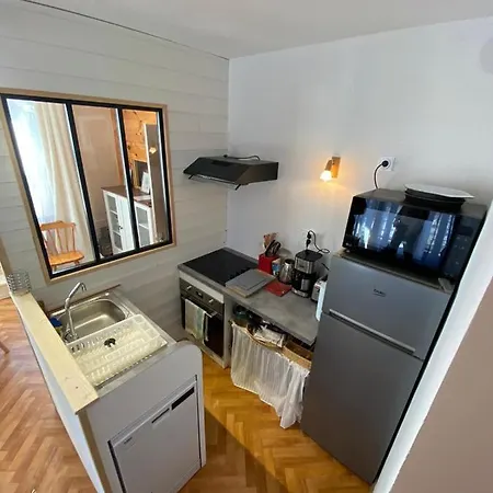 4 A 6 Places - Terrasse Vue Panoramique - Idealement Situe * モンクラール